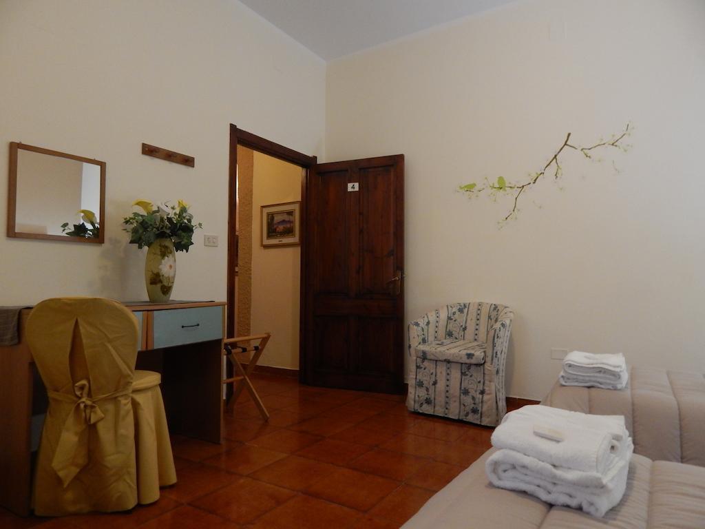 Hotel Il Platano Ottana Ruang foto
